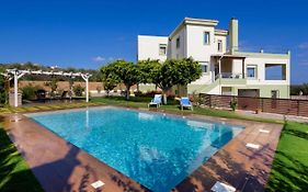 Villa Dimokratia